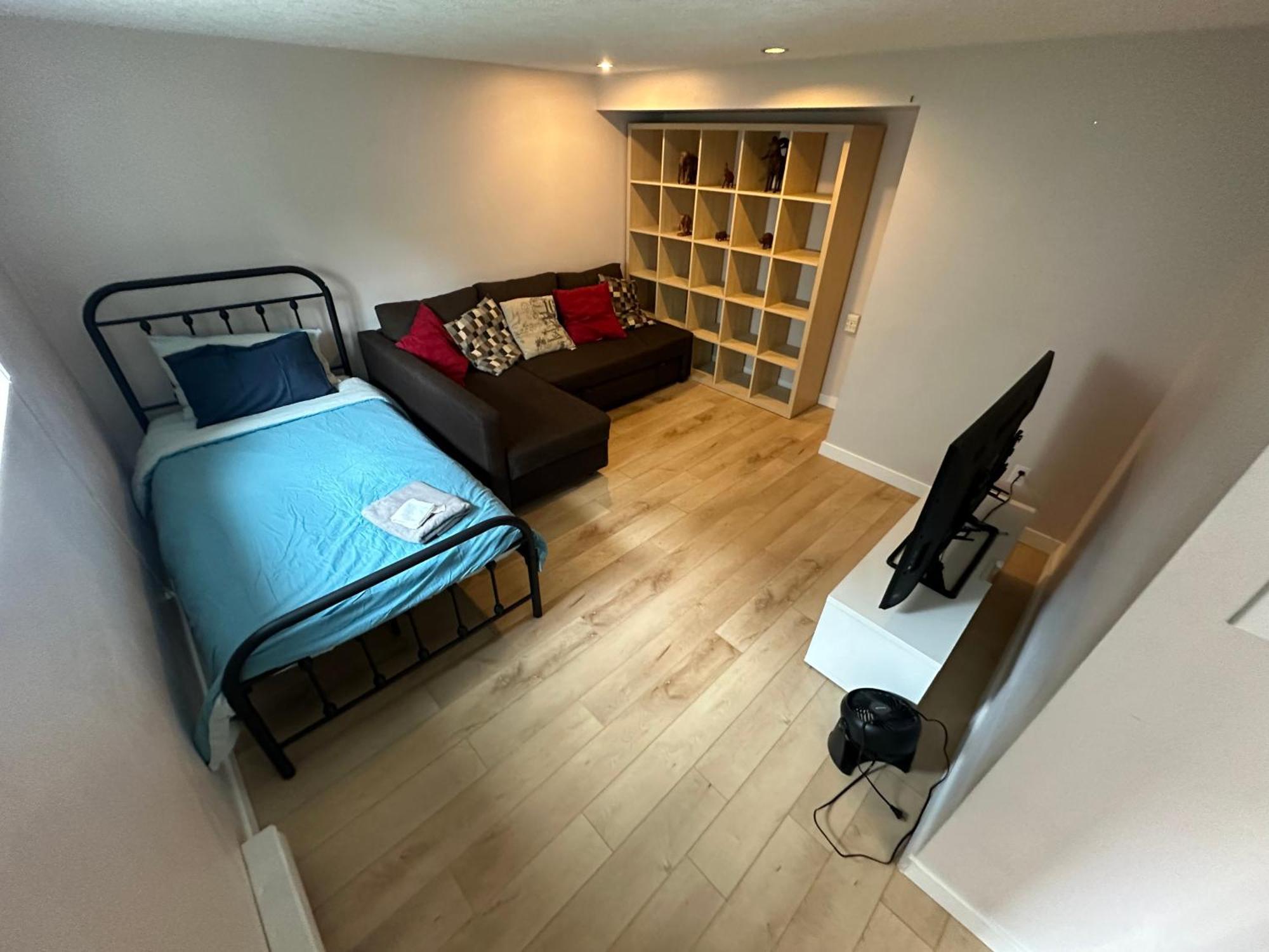 Artistic Apartment Near Downtown Victoria Bagian luar foto