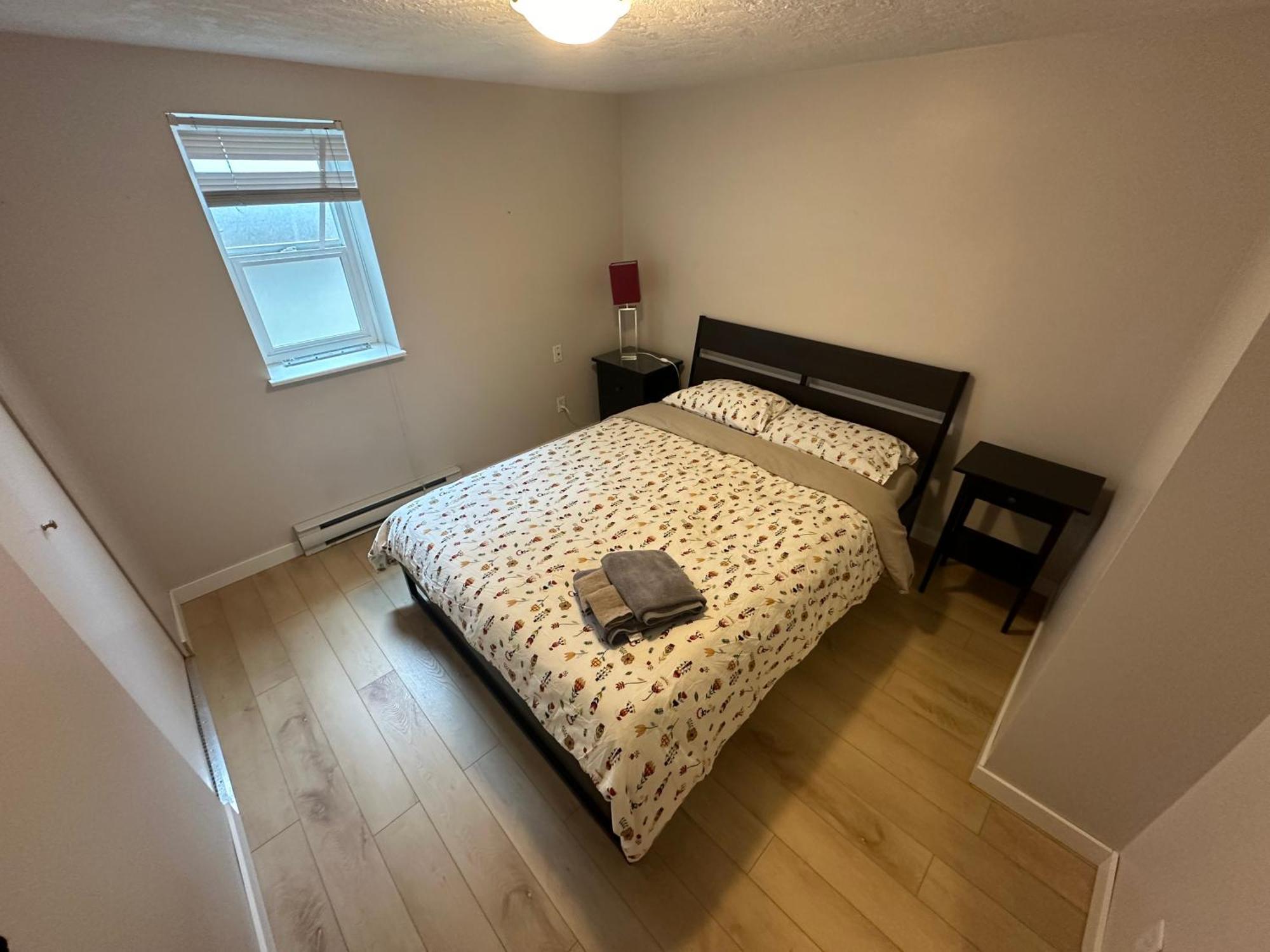 Artistic Apartment Near Downtown Victoria Bagian luar foto