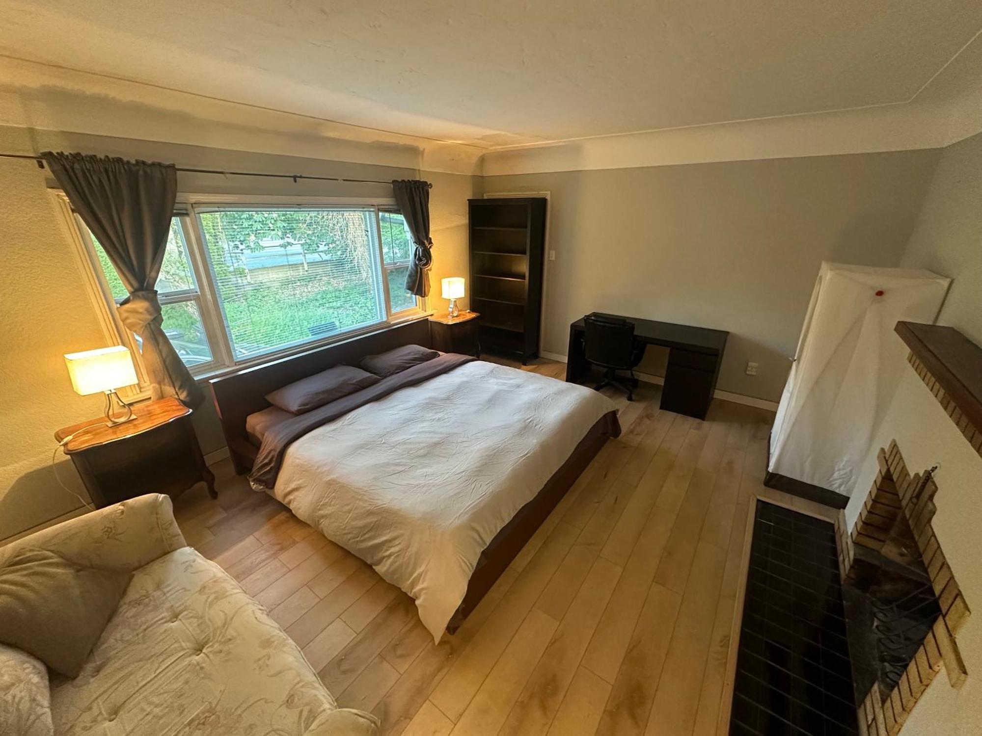 Artistic Apartment Near Downtown Victoria Bagian luar foto